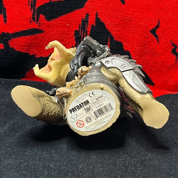 Predator Bust Bank. Diamond Select. Excellent Condition - Picture 6 of 7